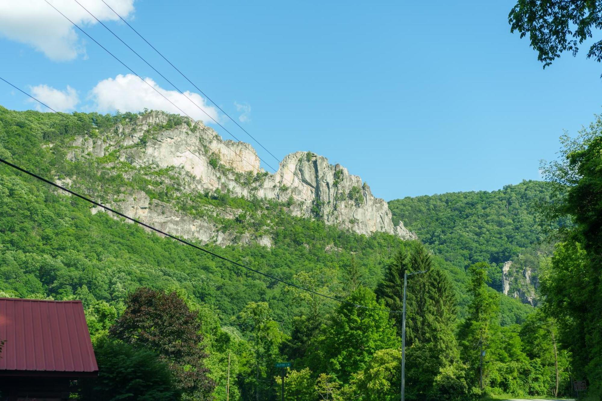 Seneca Pines Lodge Seneca Rocks Exterior foto